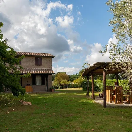 Podernuovo Alloggio per agriturismo *